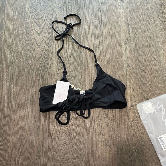 NWT Toluca Amina Bikini Top Waist Wrap Triangle Onyx Size M/L - Picture 1 of 7